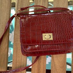 Crossbody purse